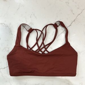 Lululemon Free to Be Bra